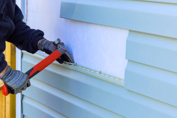 Reliable Siding Repair contractor in Long Lake, MN by Creative Siding